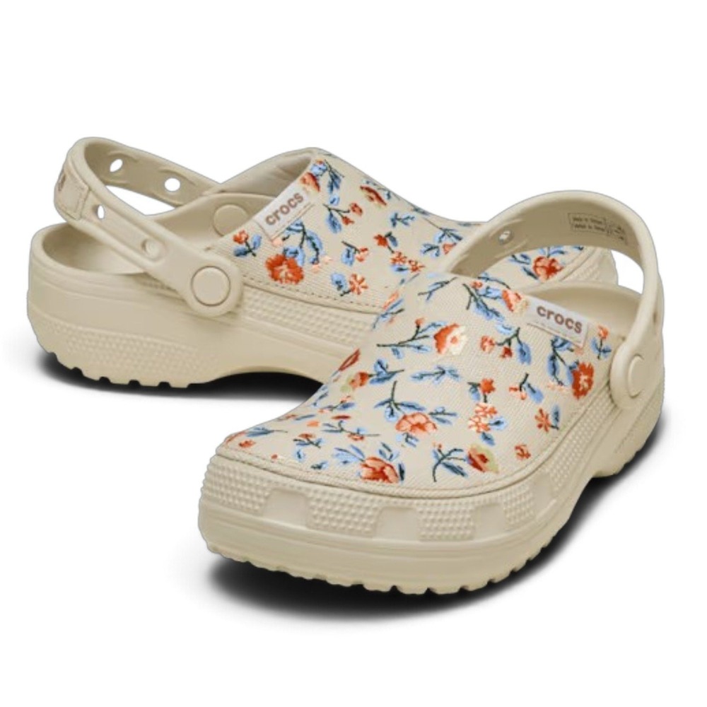 Crocs Classic Crafted Floral Clog Womens 8 Frappe Multi Embroidered 212878 NEW